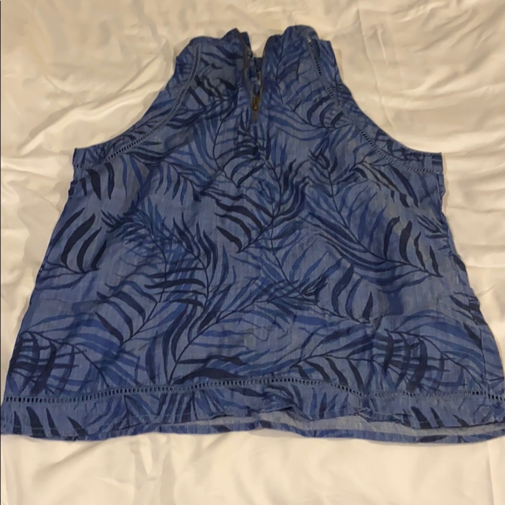 Cozy sleeveless jean print shirt